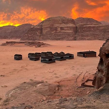 Hotel Bedouin Host Camp& With Tour Wadi Rum Exterior foto