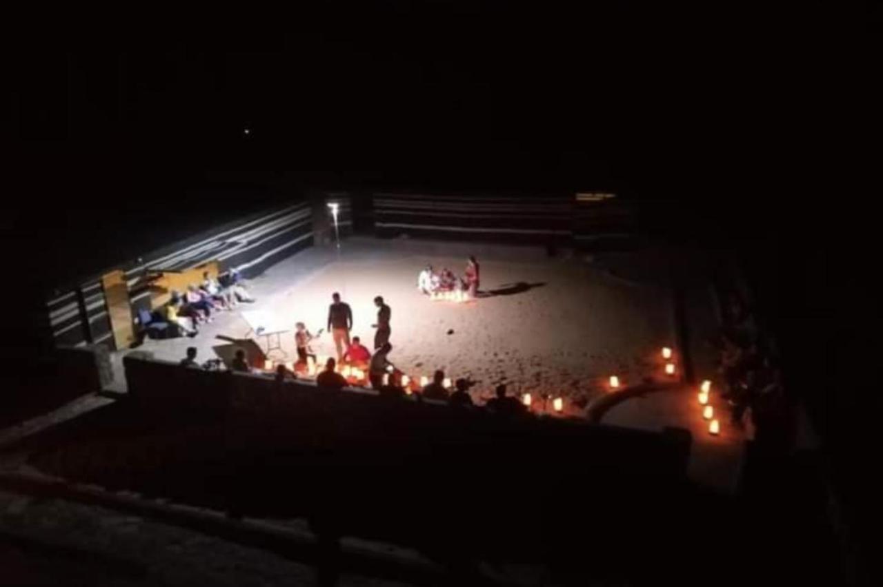 Hotel Bedouin Host Camp& With Tour Wadi Rum Exterior foto
