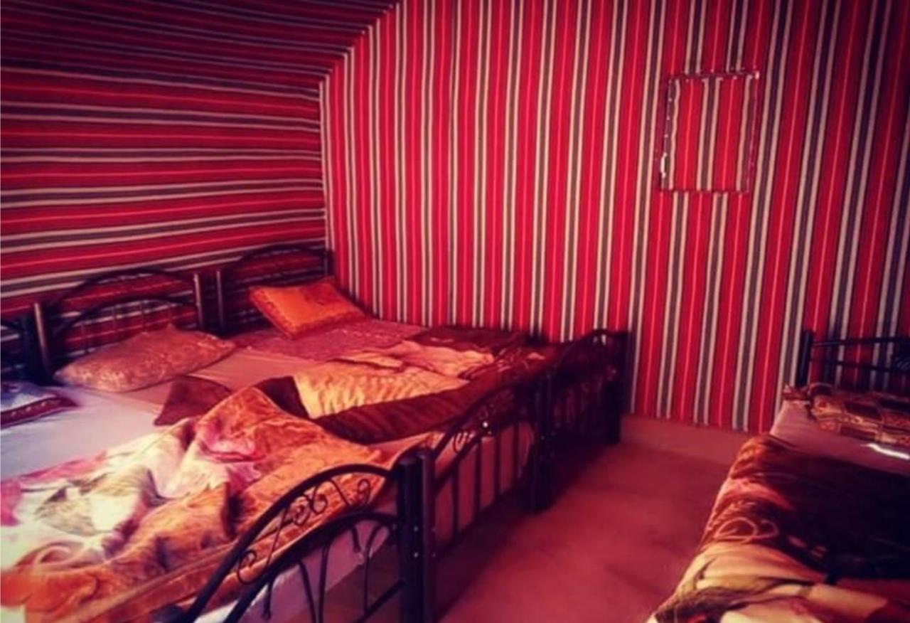 Hotel Bedouin Host Camp& With Tour Wadi Rum Exterior foto