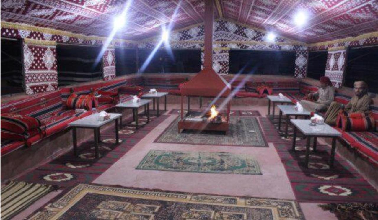 Hotel Bedouin Host Camp& With Tour Wadi Rum Exterior foto