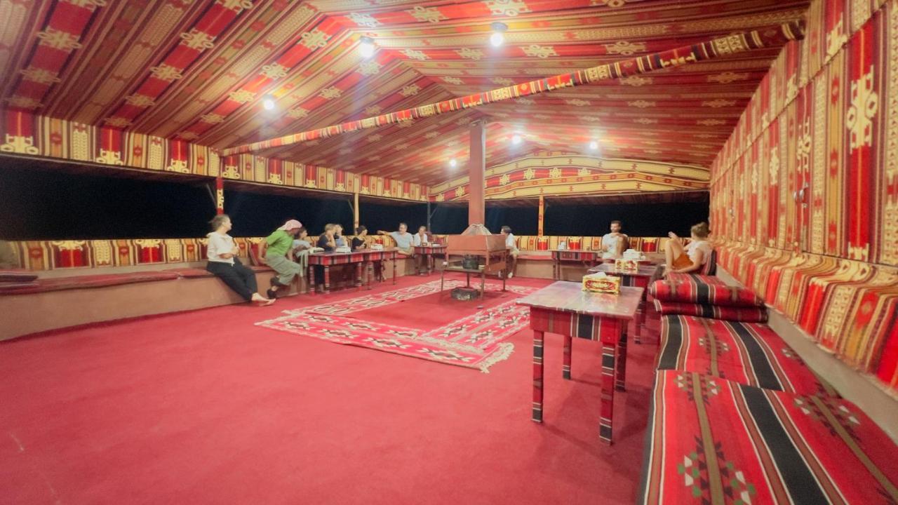 Hotel Bedouin Host Camp& With Tour Wadi Rum Exterior foto