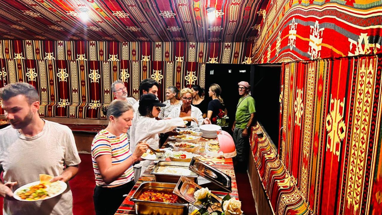 Hotel Bedouin Host Camp& With Tour Wadi Rum Exterior foto