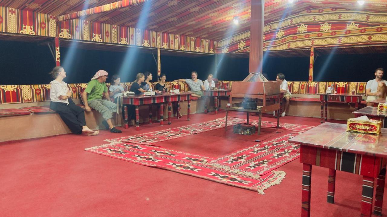 Hotel Bedouin Host Camp& With Tour Wadi Rum Exterior foto