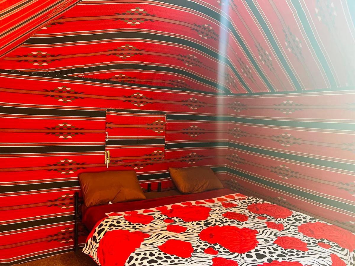 Hotel Bedouin Host Camp& With Tour Wadi Rum Exterior foto