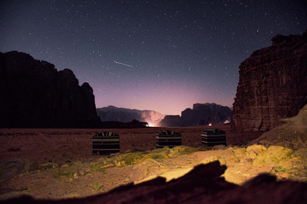 Hotel Bedouin Host Camp& With Tour Wadi Rum Exterior foto